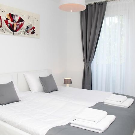 Apartamenty Mariela-Kolobrzeg Z Garazem Εξωτερικό φωτογραφία